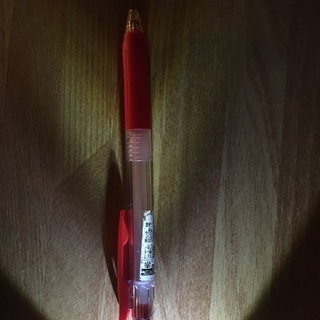 サラサのボールペン0.4 赤