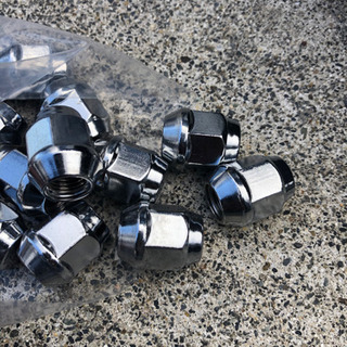 NBOX タント　スタッドレスタイヤ　ホイール　ナット付き