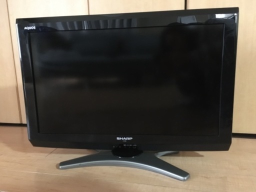 SHARP  AQUOS(アクオス) 26型　液晶テレビ 5100円