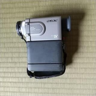 SONYデジタルカメラ。DCR_PC7