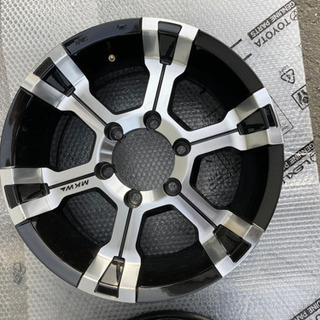 MKWホイールほぼ新品　16インチ8J オフセット0