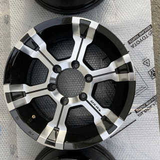 MKWホイールほぼ新品　16インチ8J オフセット0