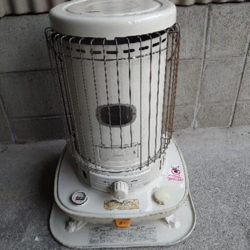 （取引中）丸形　石油ストーブ