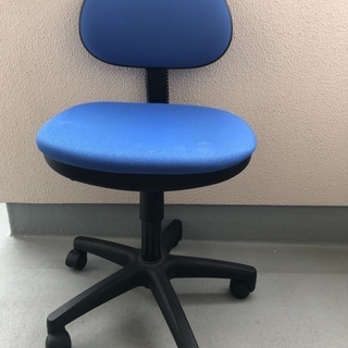 上下出来る椅子。4.５年使用。