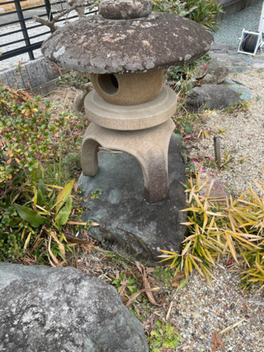 差し上げます。燈籠  カメ  庭解体の為