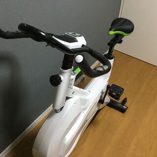 ほぼ新品／FITBOX★フィットネスバイク／第三世代