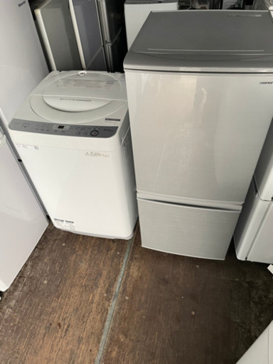 No.636 SHARP 冷蔵庫洗濯機　高年式2点セット　2018年製　近隣配送無料