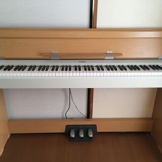 【取引中】YAMAHA 電子ピアノ YDP-S31 （専用椅子付き）