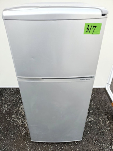 317番AQUA✨ノンフロン直冷式冷凍冷蔵庫✨AQR-111A‼️