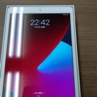 ipad 第8世代 32G ほぼ新品 WiFi セルラーモデル SIMフリー済み