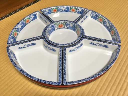 有田焼[C] ターンテーブル付 染錦割山水牡丹 尺5[φ45] 回転オードブル