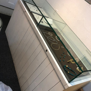 価格相談　ジュエリーショーケース　定価100万