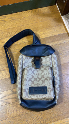コーチ　斜めがけバック　未使用