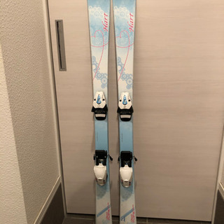 【決まりました】スキー板 128cm 女の子