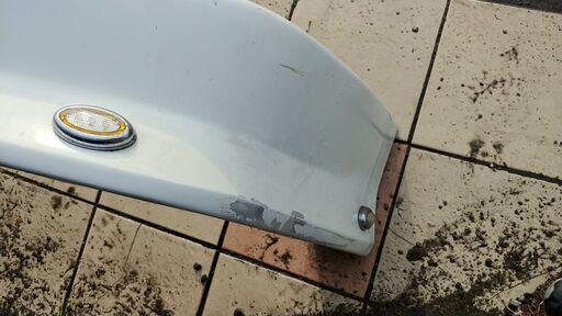 180SX　後期純正バンパー用リアハーフ　326ホワイト 180SX 後期純正バンパー用リアハーフ 326ホワイト 180sx 前期純正