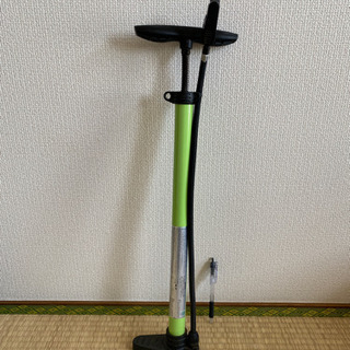 空気入れ　自転車