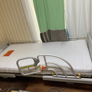 介護ベッド　パラマウントベッド　3モーター　基本引取のみ