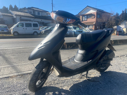 オートショップable 03010534LD ホンダ ライブディオZX仕様 マッドブラック 関東圏内 即日配送 激安配送料金3000円〜。 他にも多数出品中！！オートショップableで検索♩ 修理や買取も可能です！クレジット分割、代引き支払い可能！平均在庫日数3日 業者卸にも