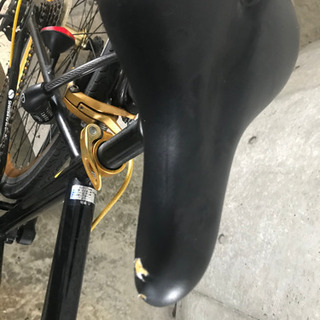 2月11日まで【オフシーズン狙い目】クロスバイク 700C スタンド 軽量