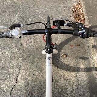 格安！￥18000！！新車！700cクロスバイク　アルミフレーム　パールホワイト　700C×28c　 シマノ6段変速