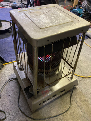 サンポットブルーヒーターKC-82 業務用ファンヒーター