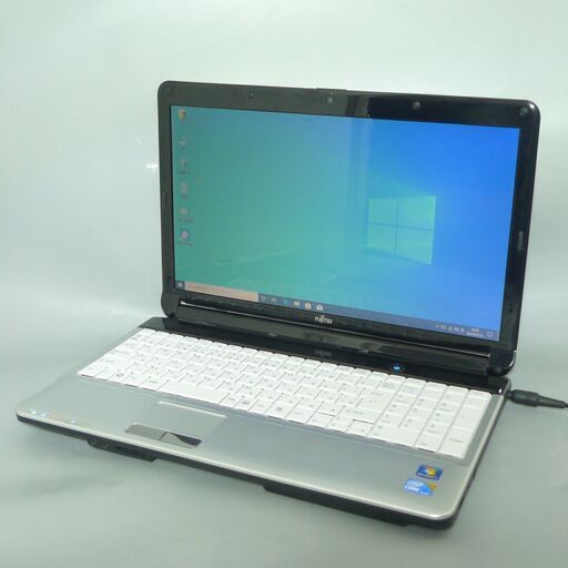 送料無料 新品SSD240GB ノートPC 中古良品 15.6型 富士通 AH530/3B Core i3 4GB DVDRW 無線 カメラ Windows10 テンキー LibreOffice
