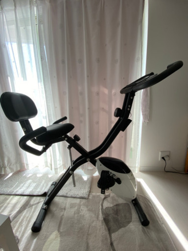 お値段下がりました！エアロバイク多機能付き