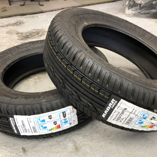 未使用タイヤ　165/70R14