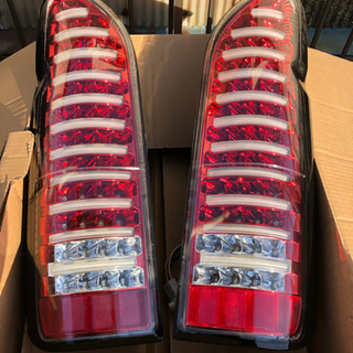 値下！ハイエース200系4型LEDテールランプ