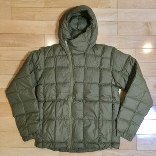 [新しいそうな]  NAU 100％グースダウンジャケット 新しいそうな] NAU 100％グースダウンジャケット