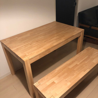 【中古】IKEA 現行モデル ダイニングテーブル(定価14,990円)