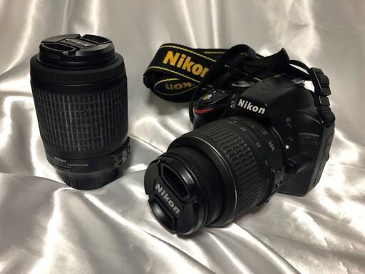 Nikon デジタル一眼レフカメラ D3200 200mmダブルズームキット