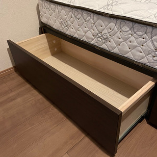 Serta サータ　美品　ダブルサイズマットレス & ベッドフレーム