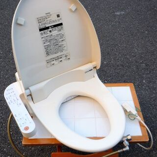 ☆TOTO TCF327 ウォシュレット WASHLET 脱臭機能付き温水洗浄便座