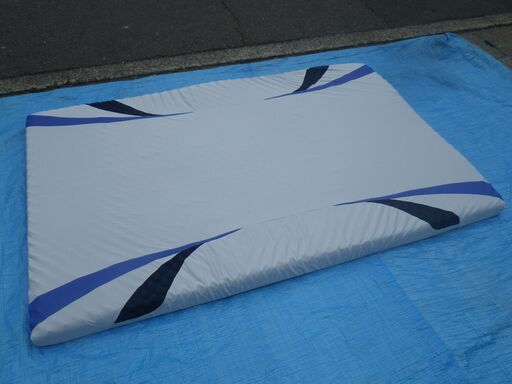 ■配達可■西川 エアー01 SEマットレス HARD セミダブル  8×120×195㎝ 約5.8kg HC19551652 ￥60.500 12540円