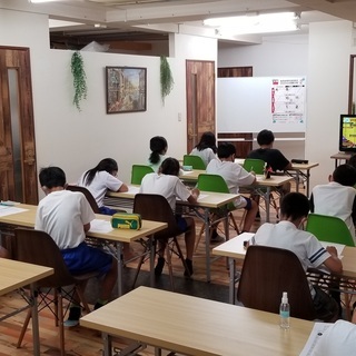 小学生の英語学習なら士心塾 | 士心塾東松山校 プログラミングコース − 埼玉県