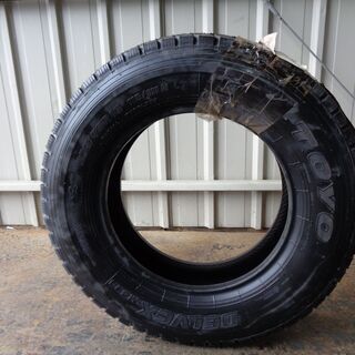 TOYO　タイヤ　M634　205/75R16　113/111N...