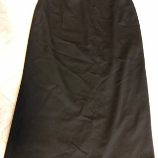 ロングスカート　ブラック　長さ77cm