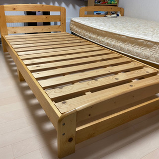 シングルベッド　木製フレーム