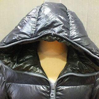 【苫小牧バナナ】クリーニング済み DUVETICA/デュベティカ ダウンジャケット 44 G32-003 D90-201 ブラック/裏：カーキ 美品♪