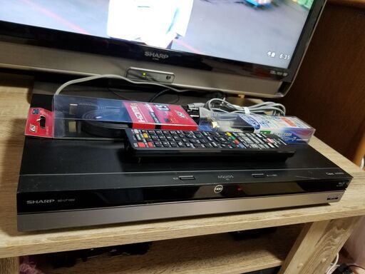 ULTRA HD 3番組録画　シャープブルーレイレコーダー　BD-UT1200 ULTRA HD 3番組録画シャープブルーレイレコーダーBD-UT1200