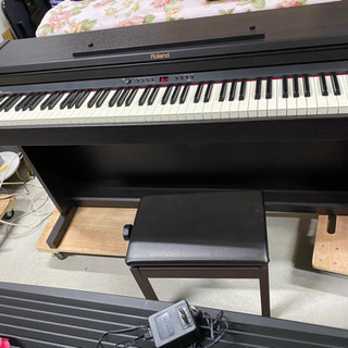 ローランド 電子ピアノ RP301 2013年