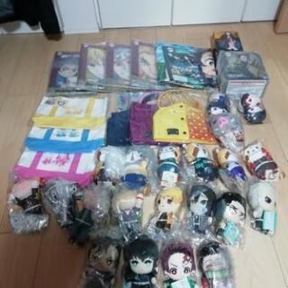 新品22万を18万兜飾り-鬼滅の刃グッズ まとめ売り