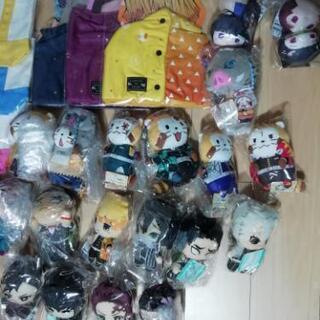 新品22万を18万兜飾り-鬼滅の刃グッズ まとめ売り