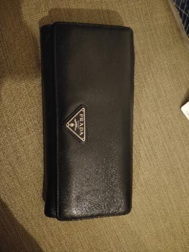 PRADA プラダ 長財布