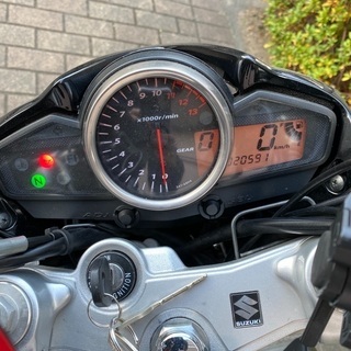 スズキ GSR250 2012年式 ガンメタリック