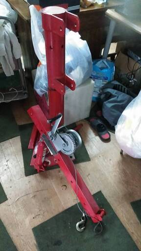 手動式クレーン　１万２千円　値下げしました。