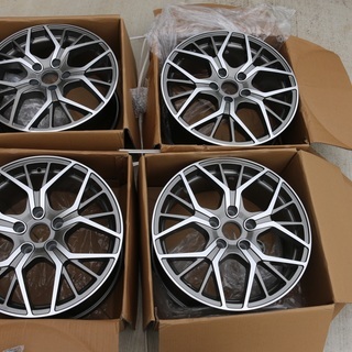 ☆17×7.5J オフセット+51ハブ径67.1 PCD114.3/5H未使用
