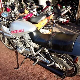 NO.3627　ＧＳＸ４００Ｓカタナ　水冷４サイクル１６バルブ４気筒４００ｃｃ　シルバー　 ☆彡 NO.3627 GSX400Sカタナ 水冷4サイクル16バルブ4気筒