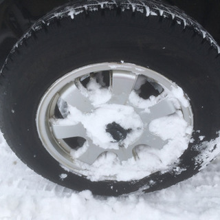 トーヨータイヤほぼ新品ジムニー用スタッドレスタイヤ